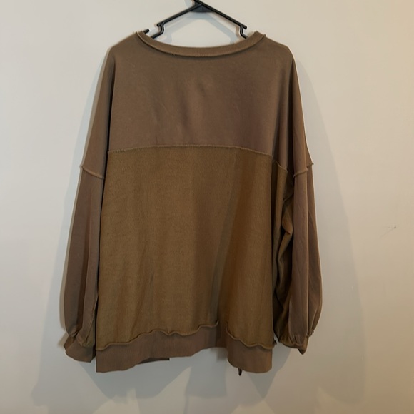 Women’s plus pullover - Picture 4 of 5